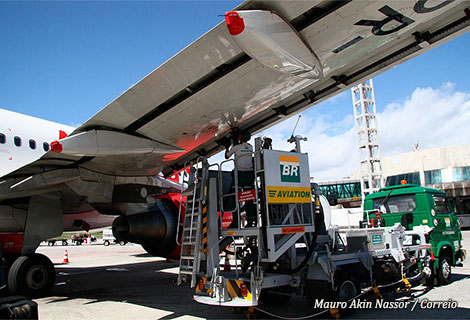 abasteciimento_aviao