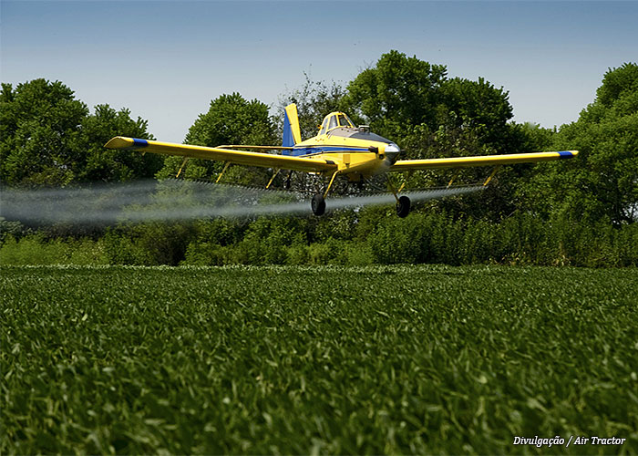 aviao-agricola