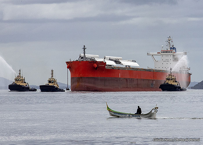 navio-verde-paranagua