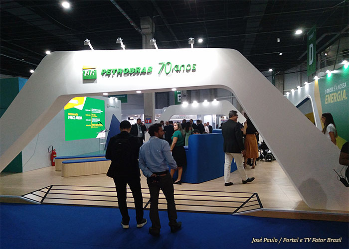 estande-petrobras-otc