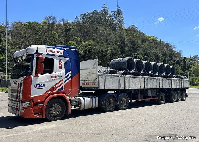 caminhao-tke-logistica