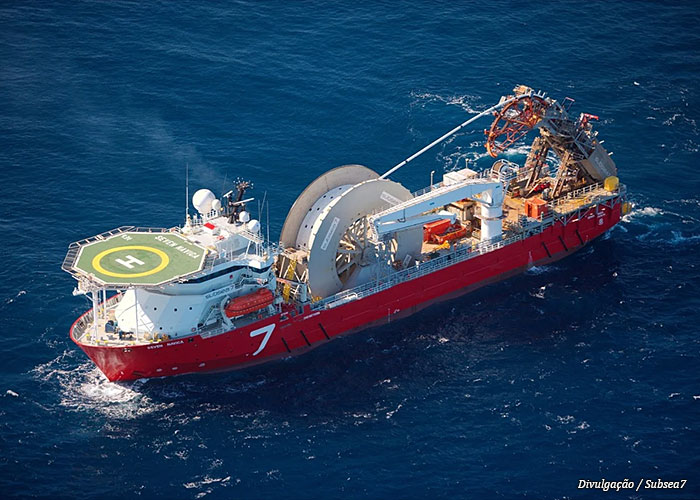 navio-subsea7-4