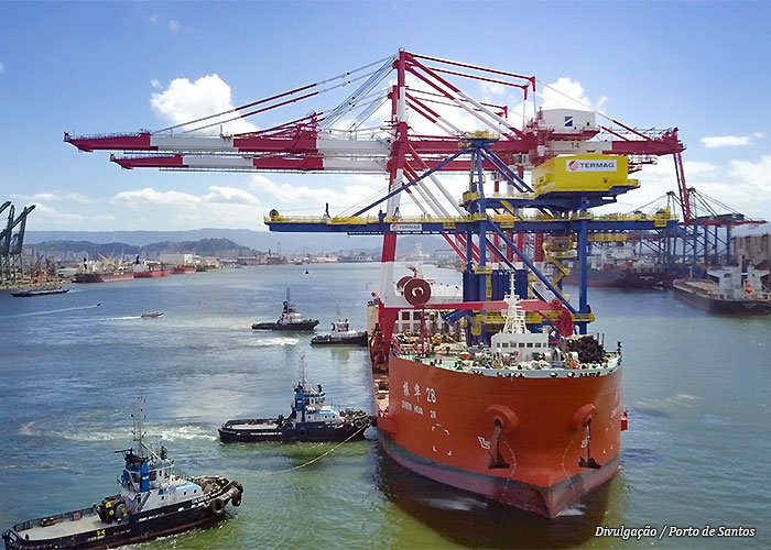 navio-canal-porto-santos