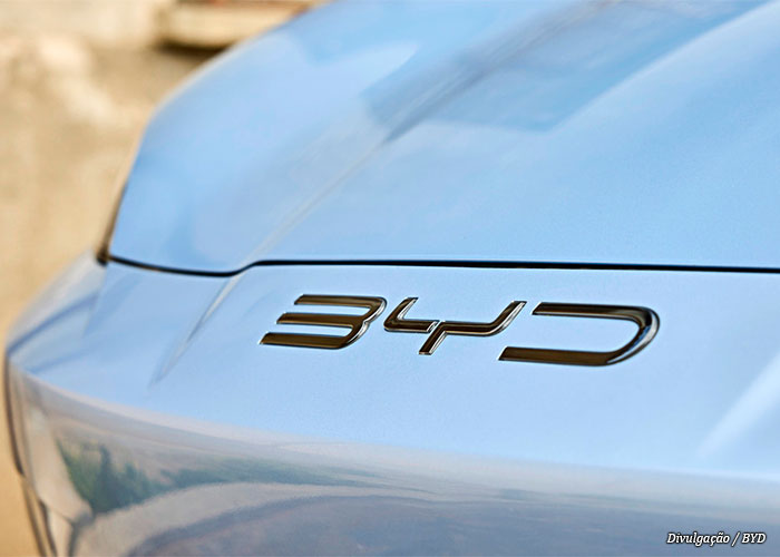 frente-carro-byd