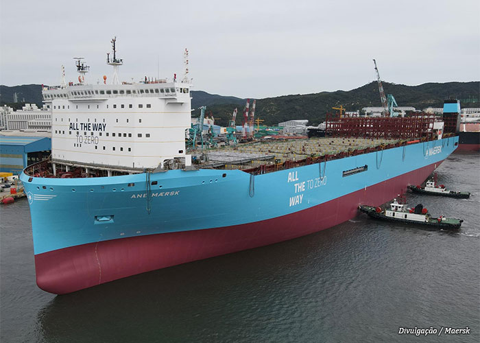 navio-ane-maersk