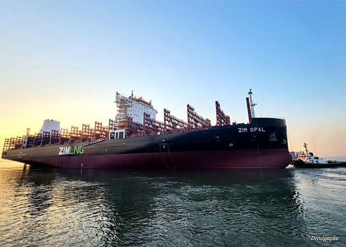 navio-zim-opal