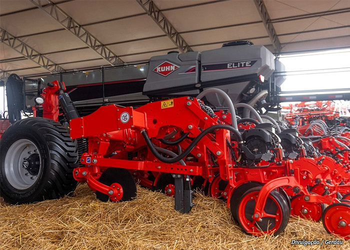 maquina-agricola-kuhn