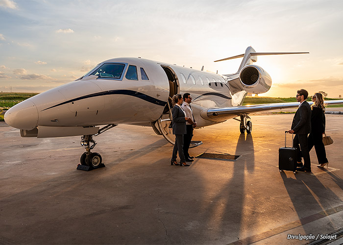 aviao-solojet2