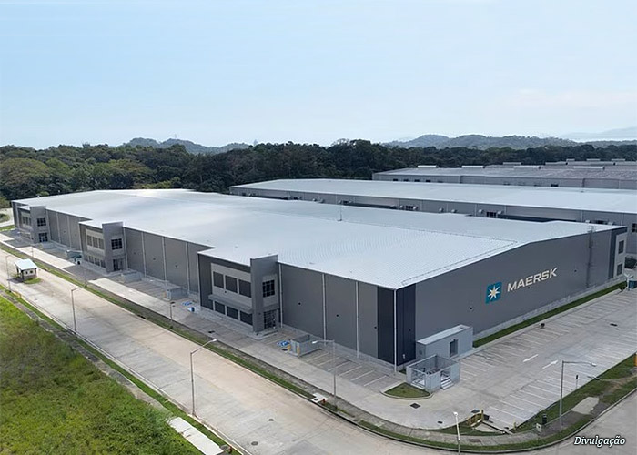 centro-log-maersk-panama