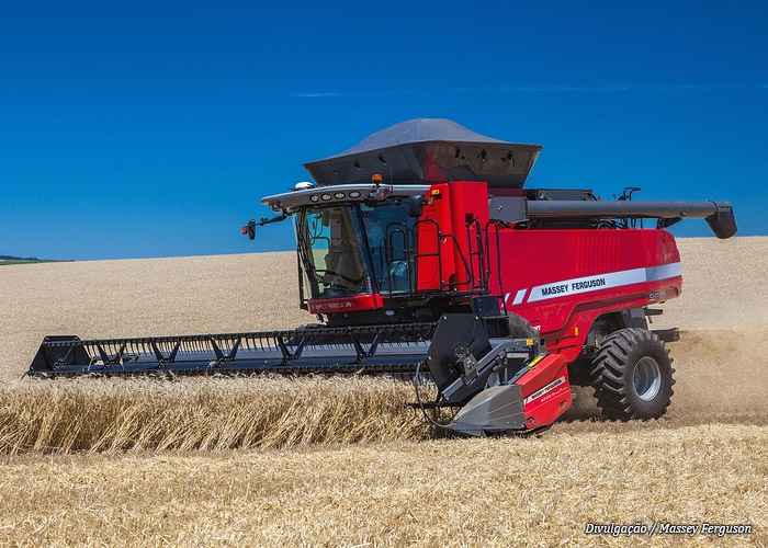 colheitadeira-massey-ferguson