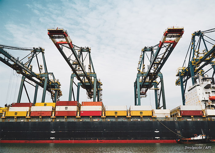 navio-pier-porto-santos navio-pier-porto-santos