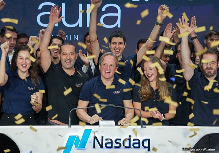aura-nasdaq aura-nasdaq
