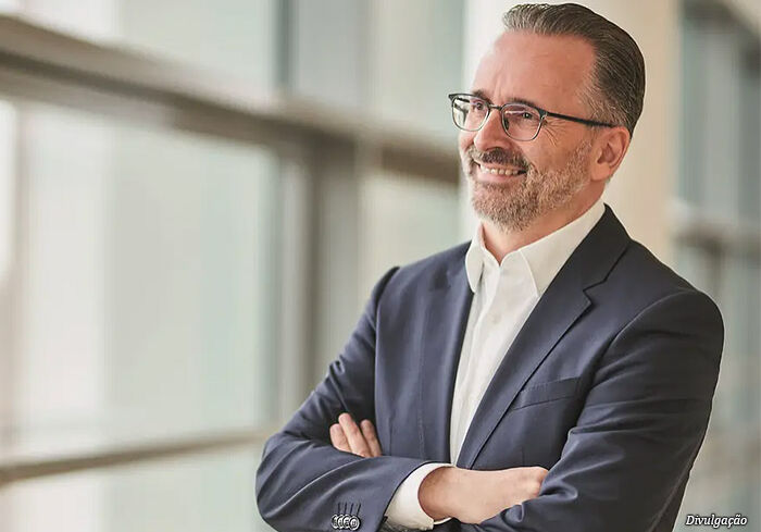 carsten-knobel carsten-knobel