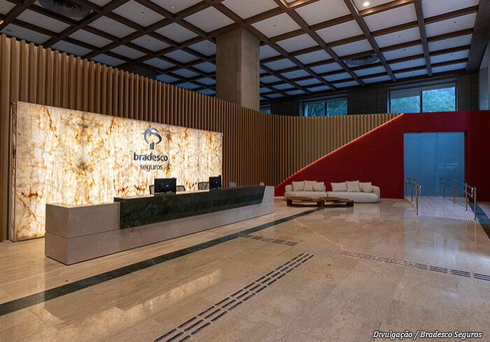 hall-bradesco-seguros