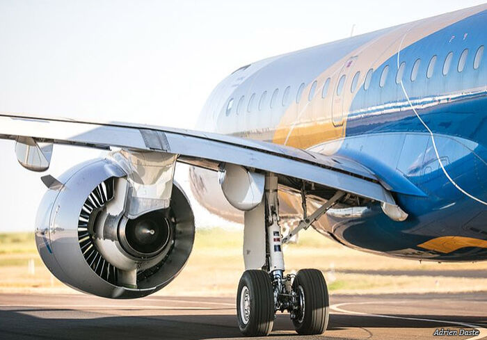 jato-embraer-perfil jato-embraer-perfil