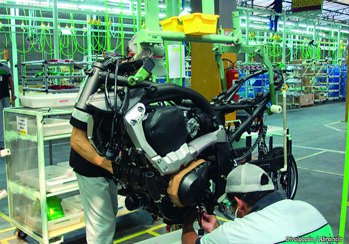 producao-motos2 producao-motos2