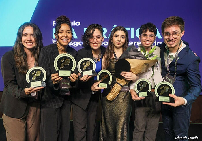 vencedora-premio-na-pratica